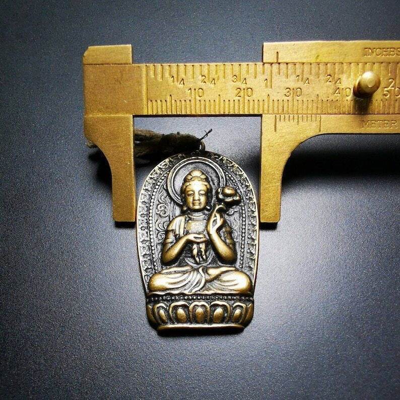 Amulet,Padmapani,Avalokitesvara - Tibetan Buddhist amulet, size reference