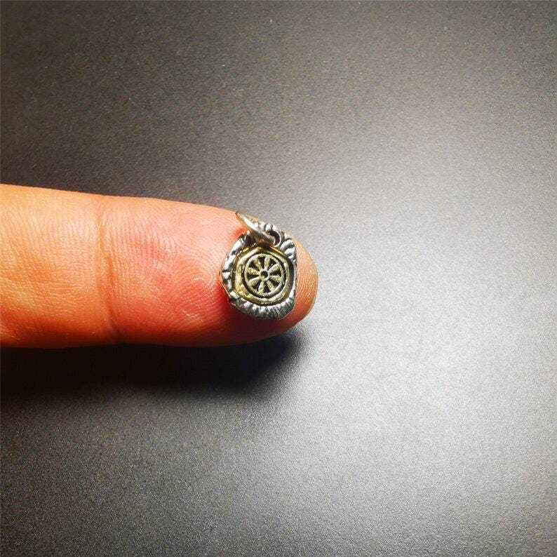 Amulet,Wheel Pendant for Prayer Bead 0.43" - Tibetan Buddhist amulet, size reference