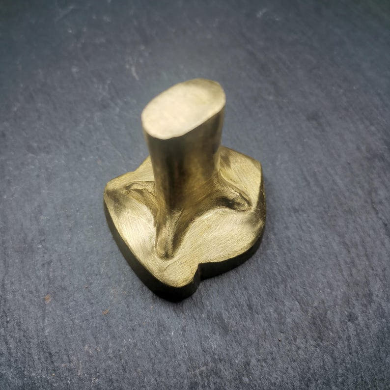 Vajrapani Tsa Tsa Mold - Tibetan tsa tsa mold, size reference