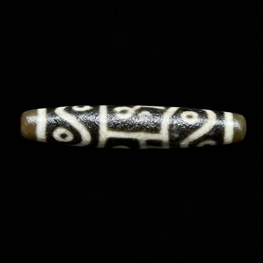 14 Eyes Dzi Bead Meaning: Benefits, Symbolism & How to Use