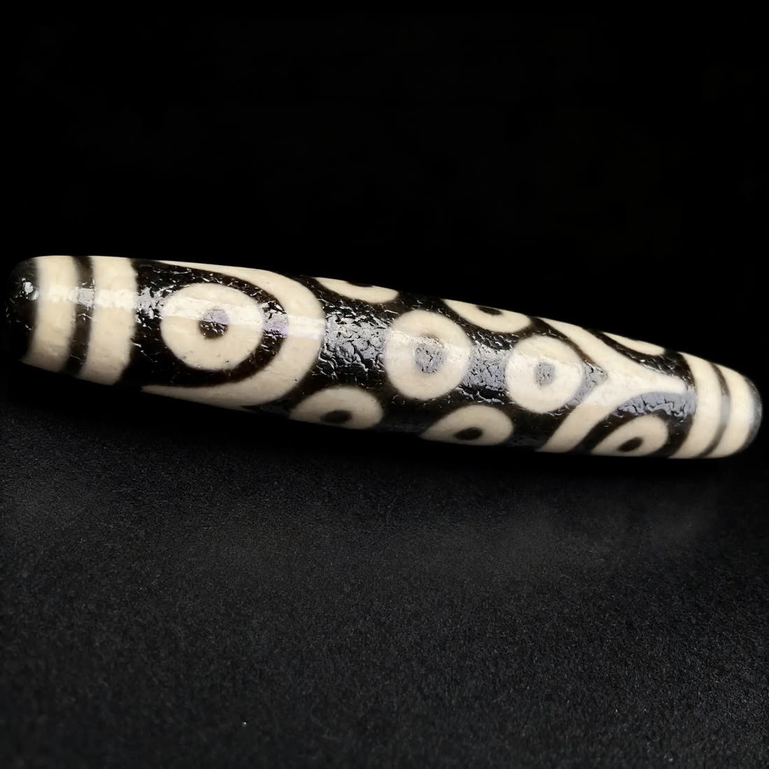 18 Eyes Dzi Bead Meaning: Benefits, Symbolism & How to Use