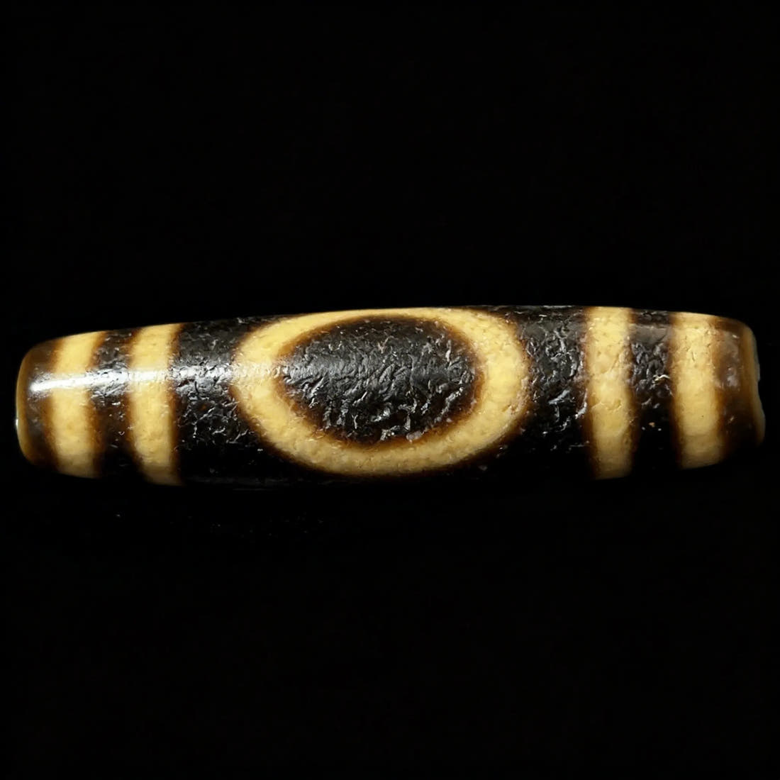 Heaven and Earth Dzi Bead Meaning: Benefits, Symbolism & How to Use