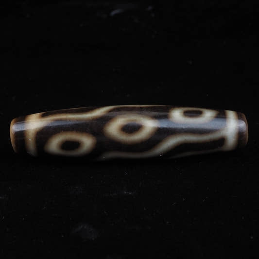 Phoenix Eye Dzi Bead Meaning: Benefits, Symbolism & How to Use