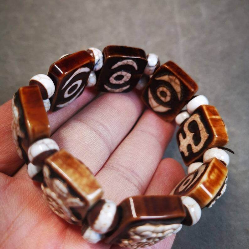 Ashtamangala Dzi Bracelet - Tibetan Buddhist mala beads, size reference