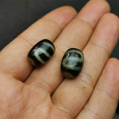 Pair of Dzi Bead 0.47" - Tibetan dzi bead, view 8