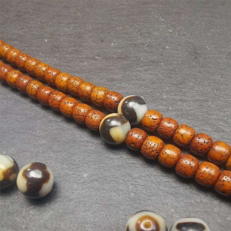 Tibetan Round Dzi Bead,Spacer Marker Beads for Mala,Necklace,0.47" - Tibetan Buddhist mala beads, detailed view