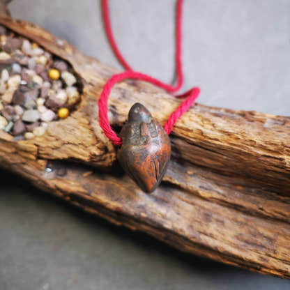 Old Tibetan Niang La Tsa Tsa Statue Amulet, Small Stupa,Pagoda Pendant - Tibetan Buddhist amulet, detailed view