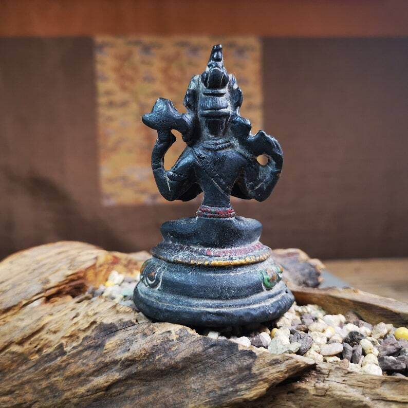 Tibetan Buddha Statue,Chenrezig,Padmapani, Avalokitesvara - Tibetan Buddhist statue, view 4
