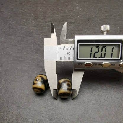 2 Eyes Dzi Spacer Marker Beads 0.47" - Tibetan dzi bead, size reference