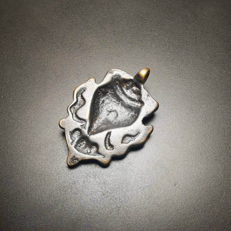 Shankha,Divine Conch Badge,Tibetan Buddhist Amulet Pendant - Tibetan Buddhist amulet, view 4