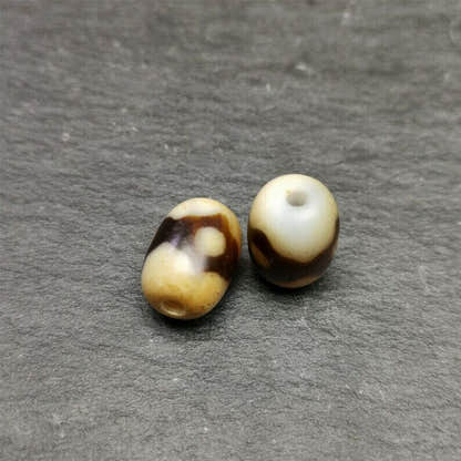 3 Eyes Dzi Spacer Marker Beads 0.4" - Tibetan dzi bead, view 7