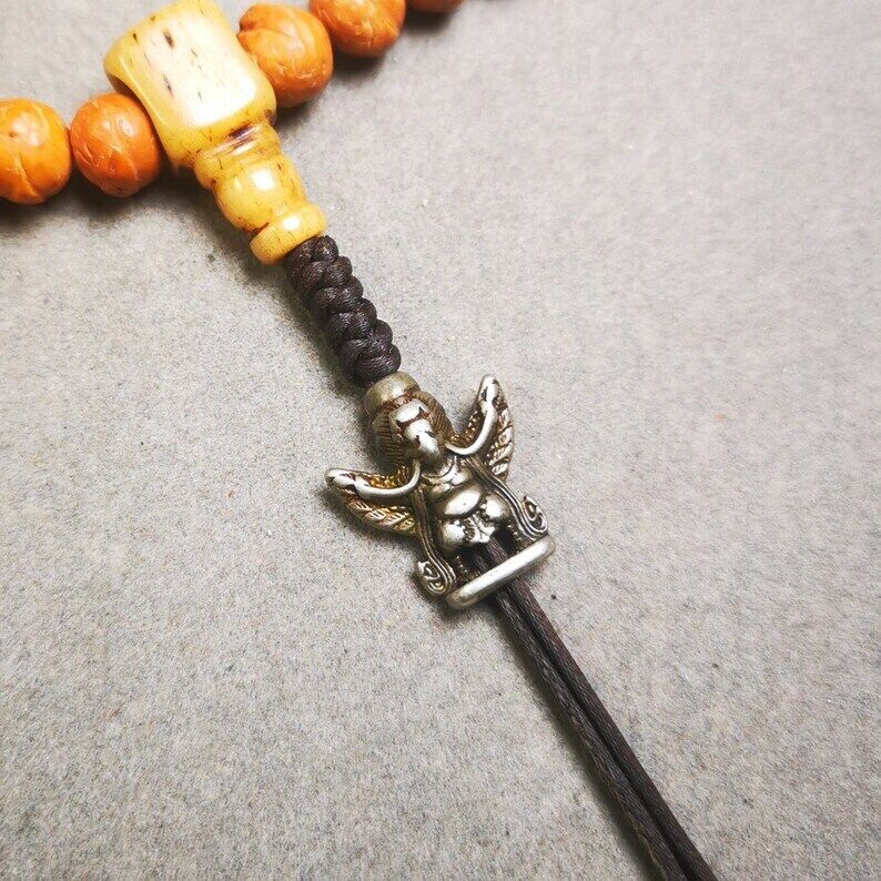 Amulet,Garuda Pendant,Prayer Bead,0.7" - Tibetan Buddhist amulet, front view