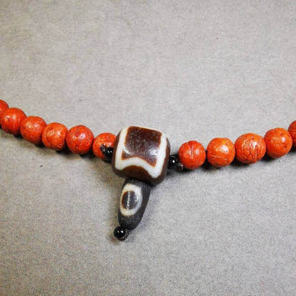 Sky Earth Dzi Guru Bead,T-drilled 3-Hole Mala Bead - Tibetan Buddhist mala beads, front view