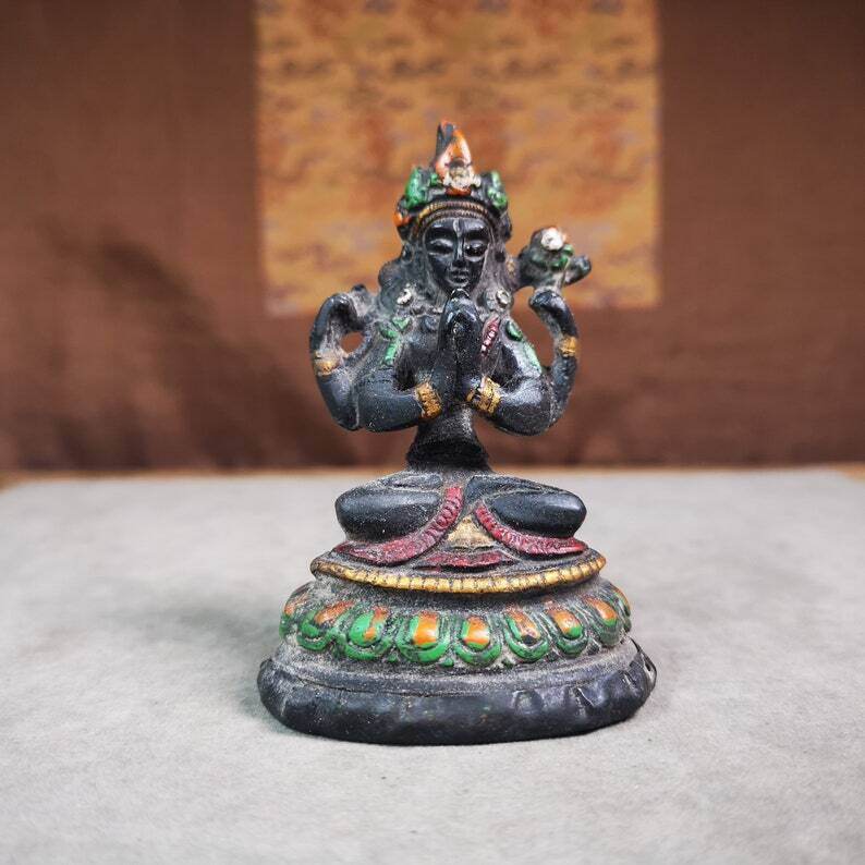 Tibetan Buddha Statue,Chenrezig,Padmapani, Avalokitesvara - Tibetan Buddhist statue, front view
