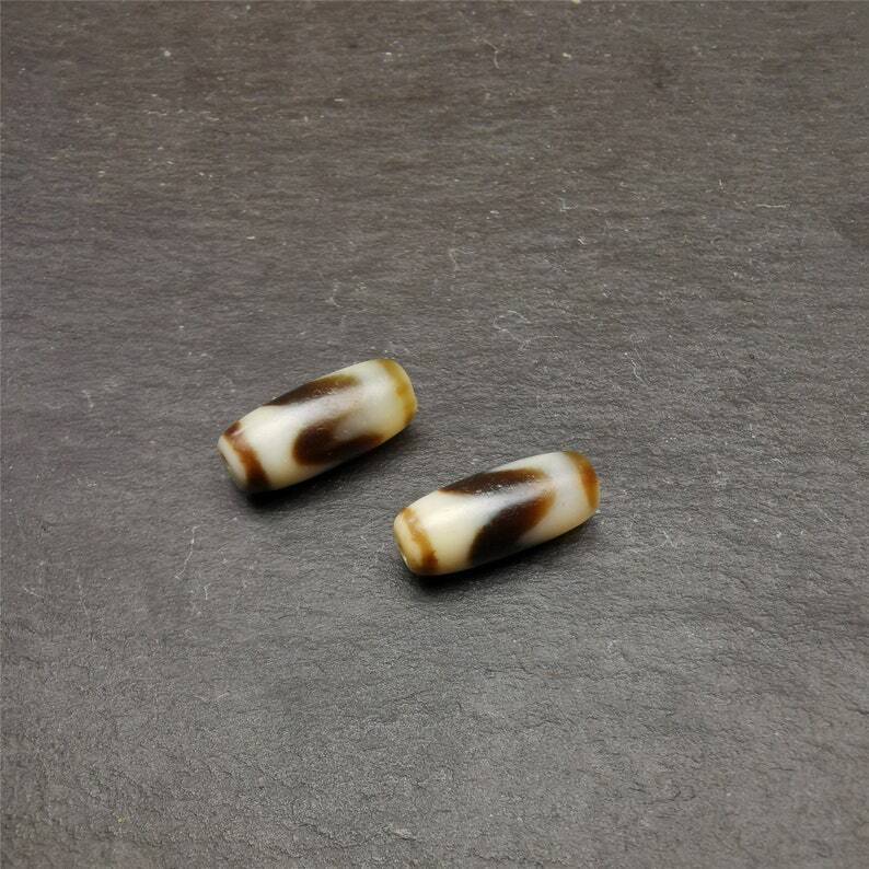 Tiger Tooth Dzi Spacer Marker Beads 0.32" - Tibetan dzi bead, view 6