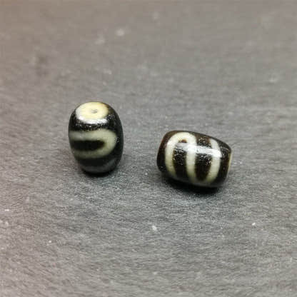 Pair of Dzi Bead 0.47" - Tibetan dzi bead, view 7