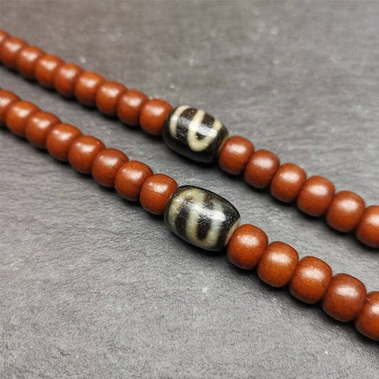 Pair of Dzi Bead 0.47" - Tibetan dzi bead, front view