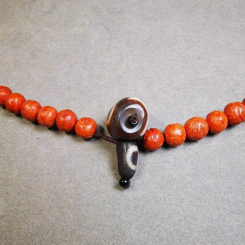 Sky Earth Dzi Guru Bead,T-drilled 3-Hole Mala Bead - Tibetan Buddhist mala beads, close-up detail