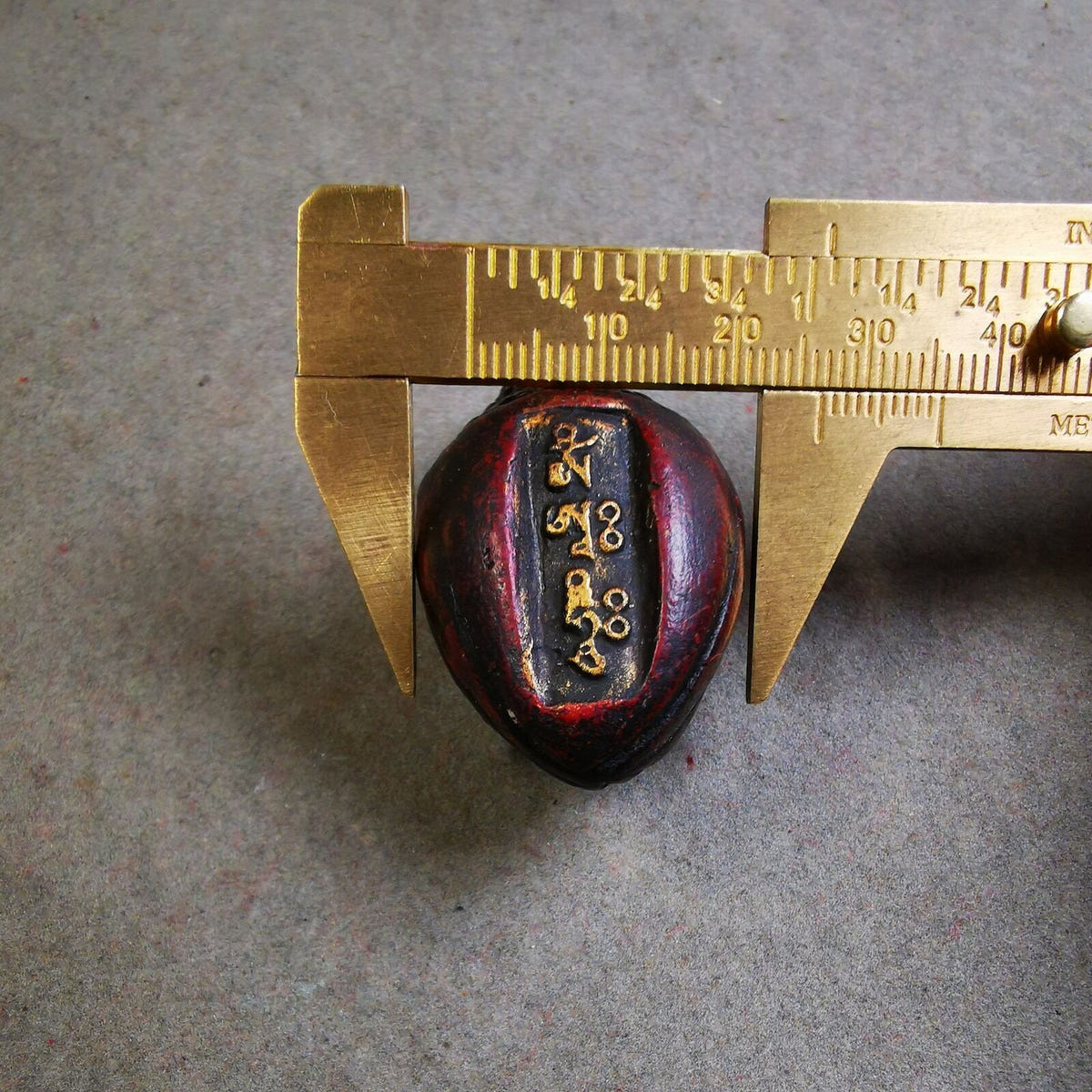Niang La Tsa Tsa Statue Amulet 1.89" - Tibetan Buddhist amulet, view 9