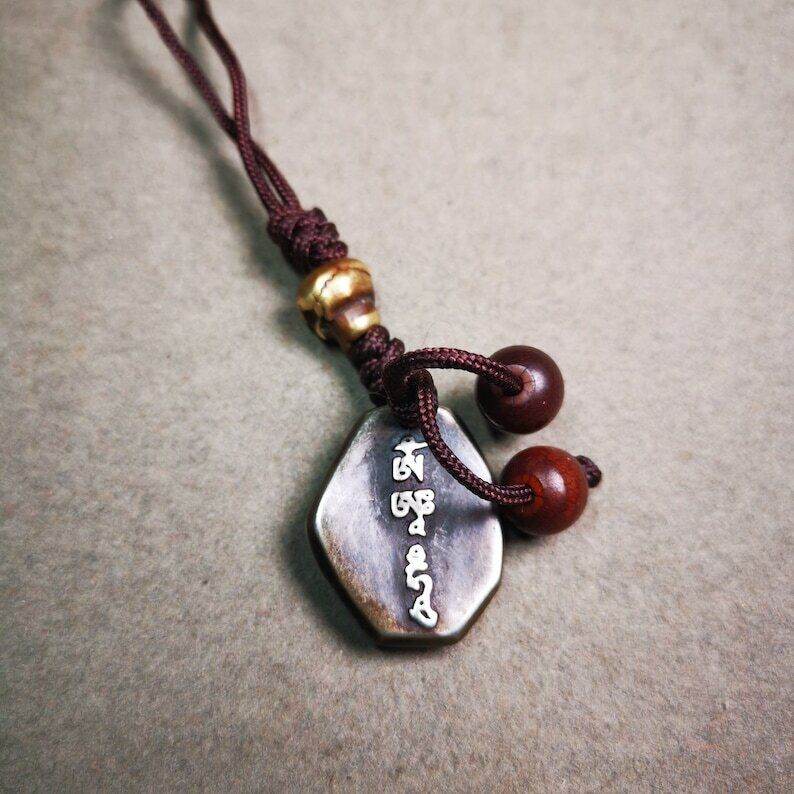 Drashi Lhamo,Zashi Lhamo Pendant - Tibetan Buddhist art, detailed view