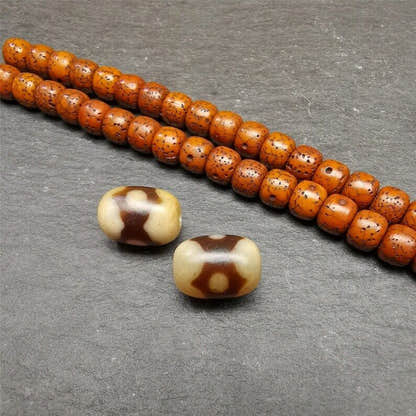 3 Eyes Dzi Spacer Marker Beads 0.4" - Tibetan dzi bead, view 5