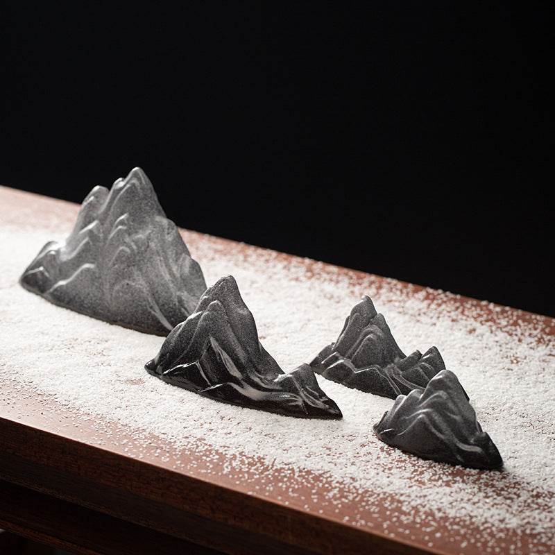 Ceramic Hill Decoration with Zen Aesthetic - Tibetan Buddhist statue, detailed view