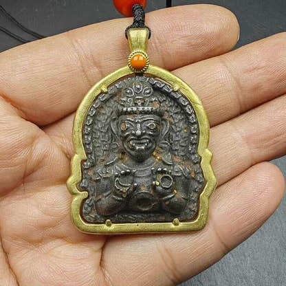 Drashi Lhamo Amulet, 52 - Tibetan Buddhist amulet, view 7