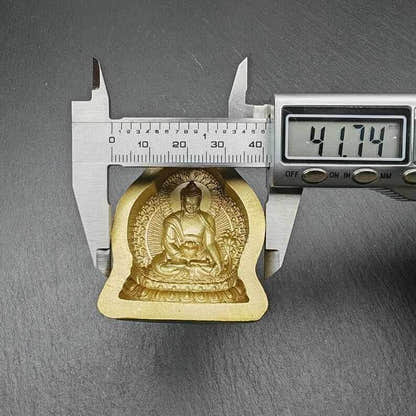 Bhaisajyaguru,Medicine Buddha - 4cm - Tibetan tsa tsa mold, size reference