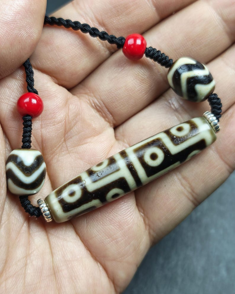 Antique 12 Eyes Dzi Bead Necklace - Tibetan Buddhist bead necklace, close-up detail