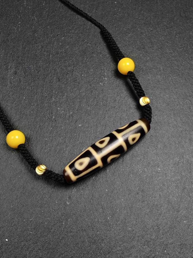 Antique 9 Eyes Bodhi Heart Dzi Necklace - 53 - Tibetan Buddhist bead necklace, detailed view