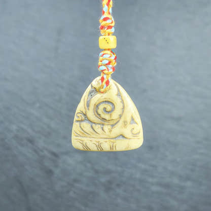 Auspicious Spiral - Eternal Bliss - Hand-carved Tibetan Amulet 32mm - Tibetan Buddhist amulet, view 7