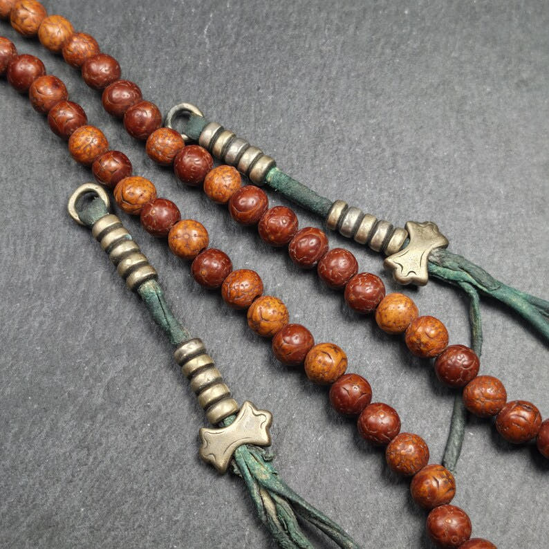7+mm Tibetan Prayer Bead Counters Decades Old - Tibetan Buddhist mala beads, detailed view