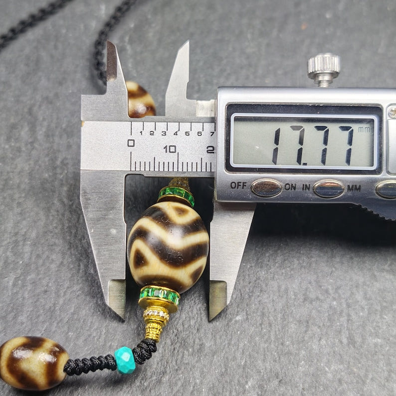 Dalo Dzi Bead Necklace - Round Wave Dzi + Tiger Tooth Dzi - Tibetan Buddhist bead necklace, view 11