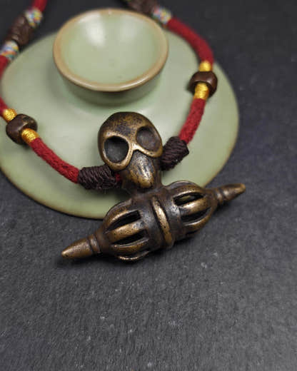 Authentic Old Citipati Skull Vajra Amulet - 53 - Tibetan Buddhist amulet, view 7