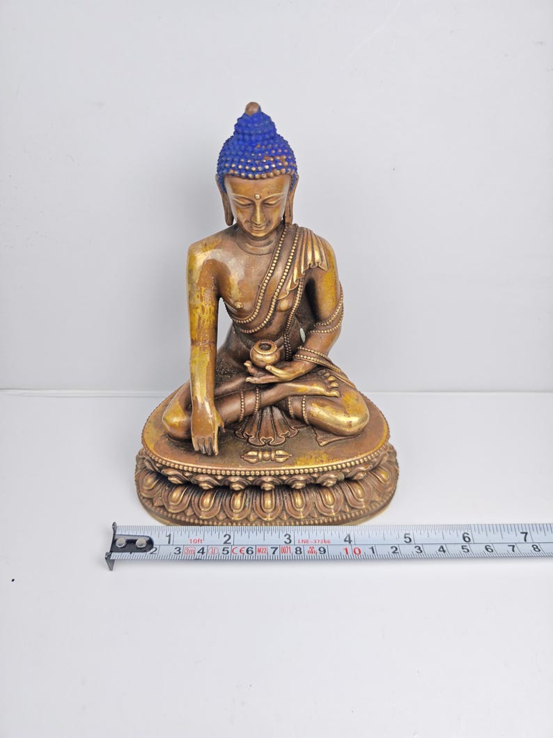 Old Shakyamuni Statue - Acient Tibetan Buddhist Statue 17cm Height - Tibetan Buddhist statue, view 12
