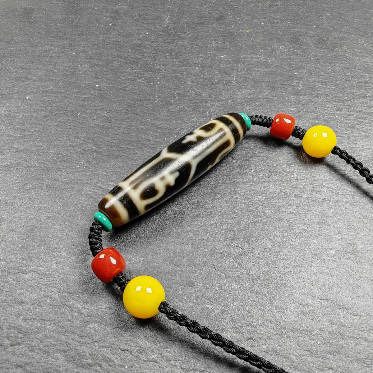 Authentic Tibetan Treasure Vase Dzi Bead Necklace 30 Years Old - Tibetan Buddhist bead necklace, detailed view