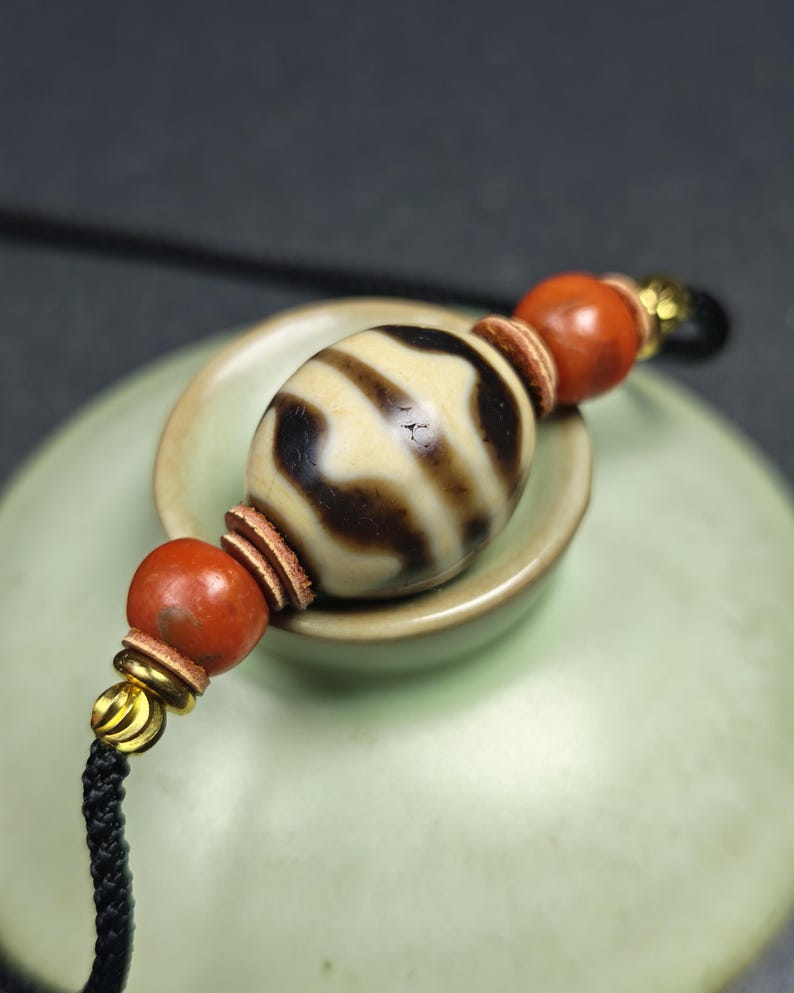 Authentic Tiger Tooth Darlo Dzi Choker - Tibetan Dzi Short Necklace - Tibetan Buddhist bead necklace, view 10