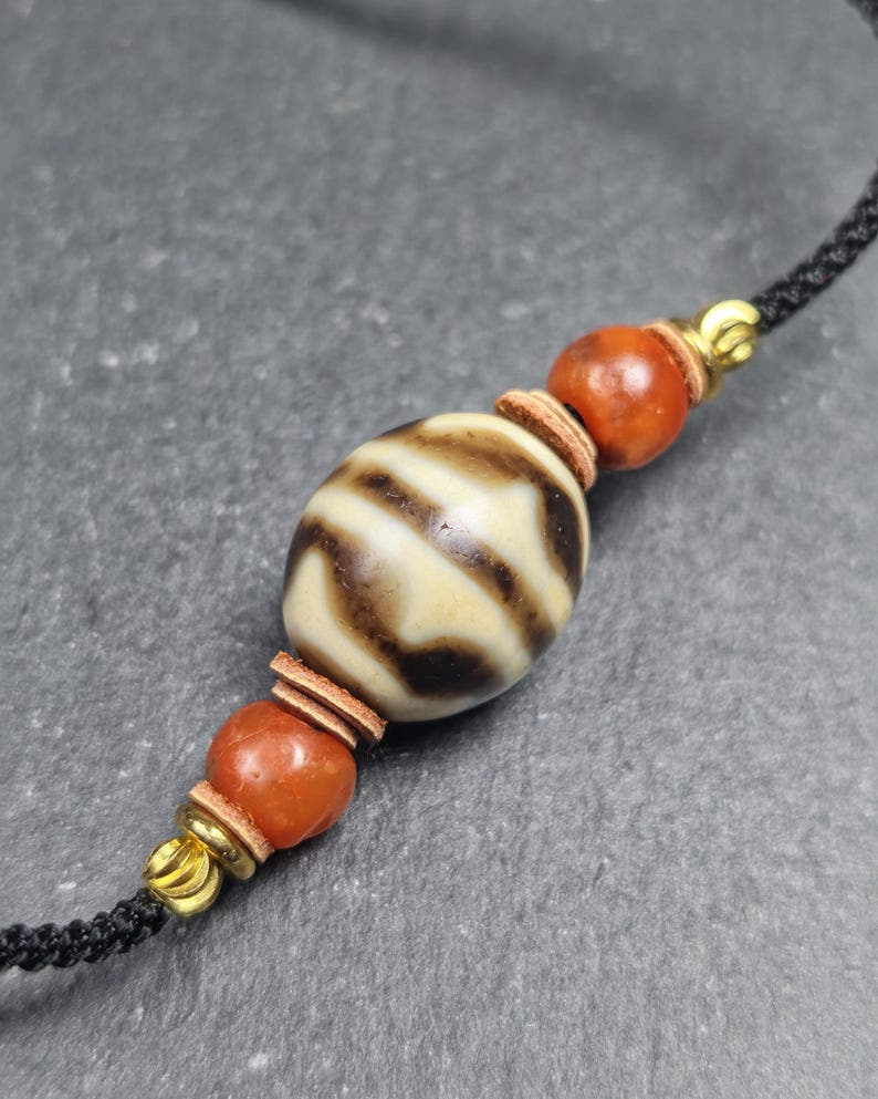 Authentic Tiger Tooth Darlo Dzi Choker - Tibetan Dzi Short Necklace - Tibetan Buddhist bead necklace, view 5