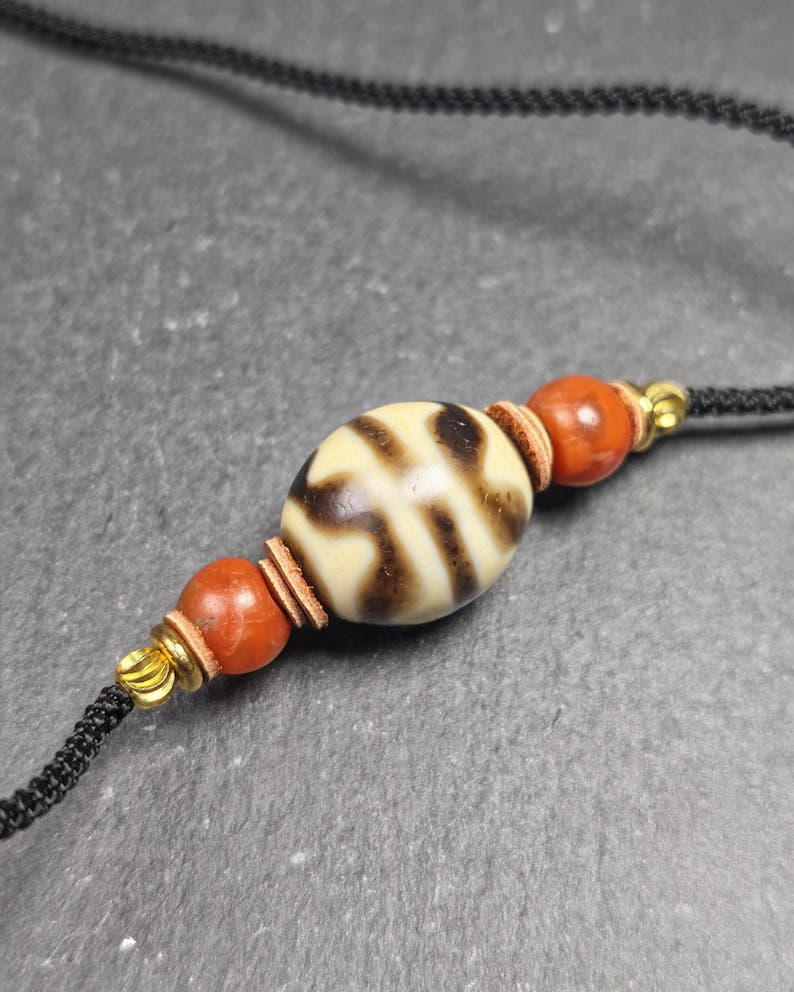 Authentic Tiger Tooth Darlo Dzi Choker - Tibetan Dzi Short Necklace - Tibetan Buddhist bead necklace, view 6