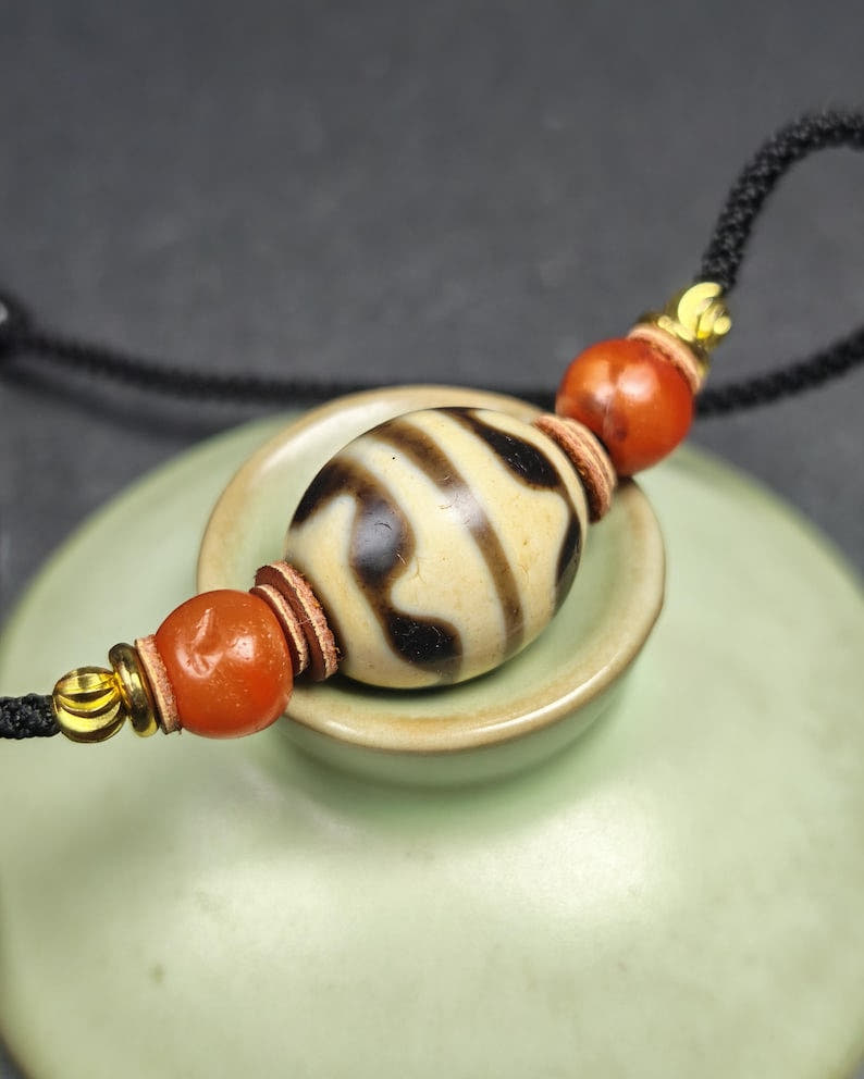 Authentic Tiger Tooth Darlo Dzi Choker - Tibetan Dzi Short Necklace - Tibetan Buddhist bead necklace, view 7