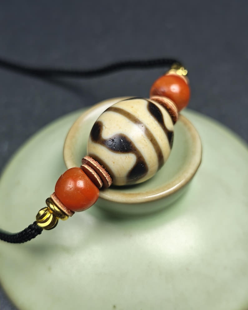 Authentic Tiger Tooth Darlo Dzi Choker - Tibetan Dzi Short Necklace - Tibetan Buddhist bead necklace, view 8