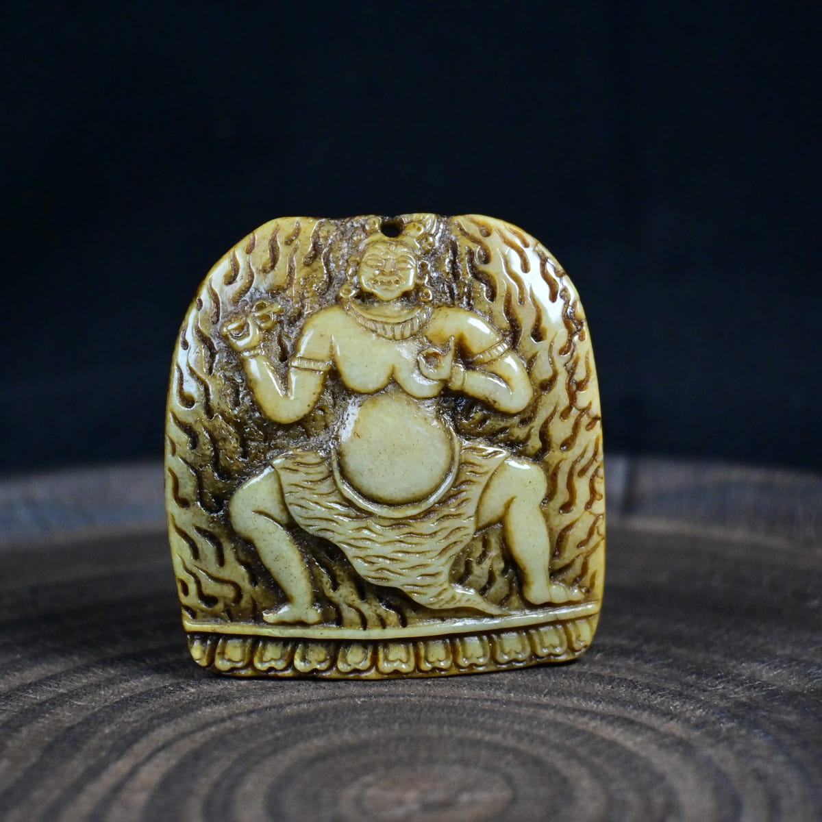 Vajrapani - Antique Tibetan Kapala Amulet - Hand-Carved - Late 19th–Early 20th Century - Tibetan Buddhist amulet, view 9