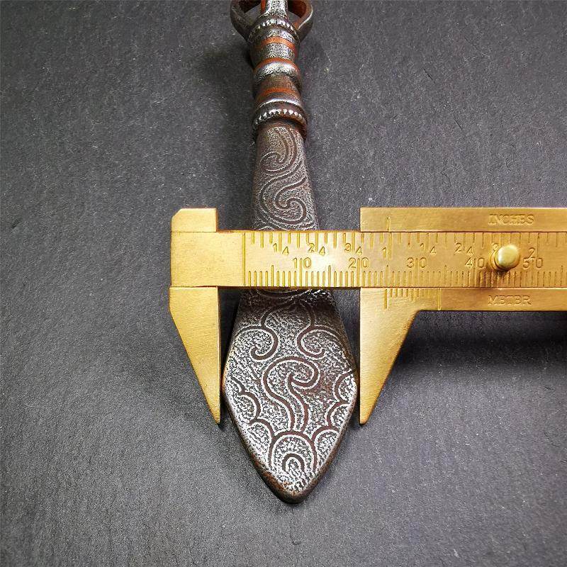 Mansusri Sword - Tibetan Buddhist art, size reference