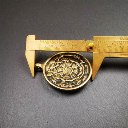 Old Melong 1.77" - Tibetan Buddhist art, size reference