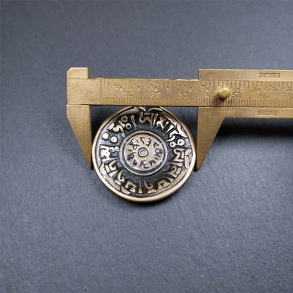 Chenrezig Om Melong Amulet 1.58" - Tibetan Buddhist amulet, size reference