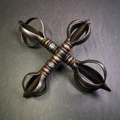 Five-pronged Vajra 4.3" - 5.9" - Tibetan Buddhist vajra, detailed view