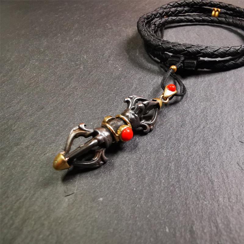 Five-pronged Vajra Necklace 1.77" - Tibetan Buddhist bead necklace, view 4