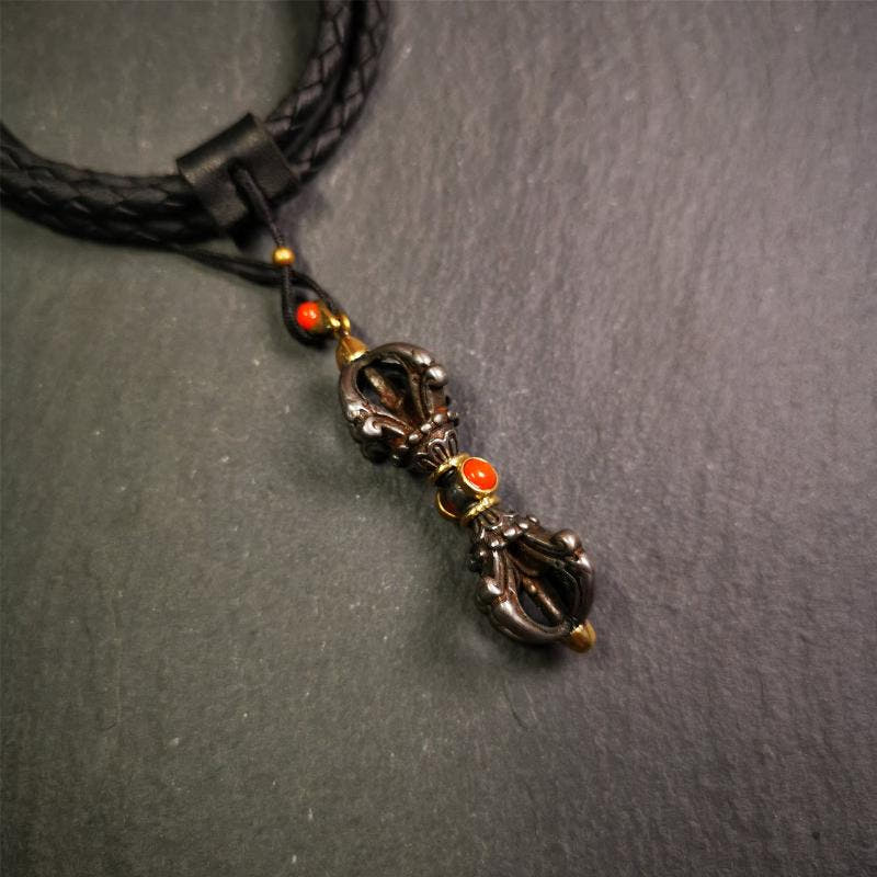 Five-pronged Vajra Necklace 2.0" - Tibetan Buddhist bead necklace, front view