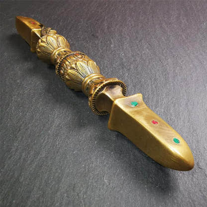 Unique Vajra 6.5" - Tibetan Buddhist vajra, detailed view