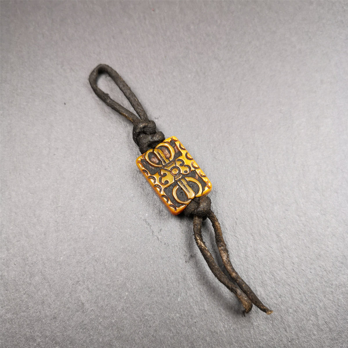 Bone Carved Vajra 0.83" - Tibetan Buddhist vajra, view 6